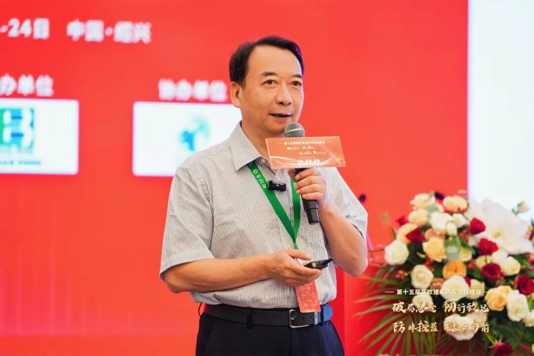 3杨汉春.jpg